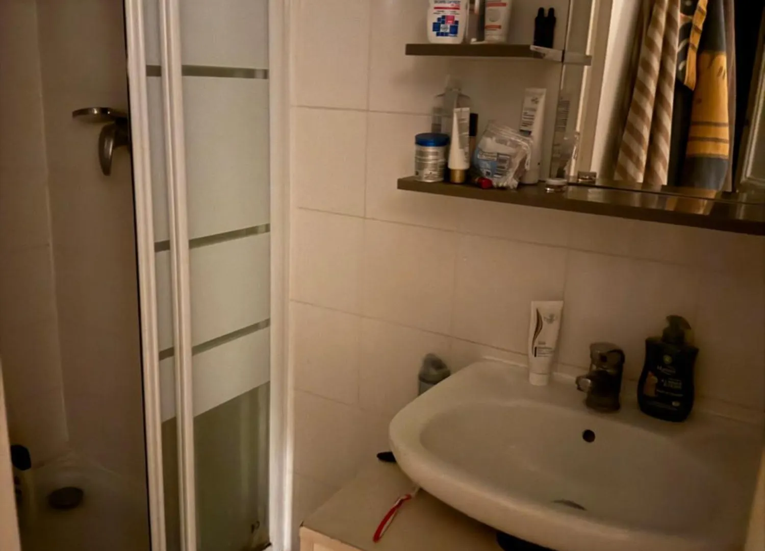 Homestay Central Place In Paris France